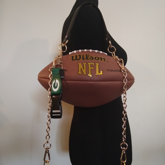 HANDMADE Football Purse (GREEN BAY PACKERS) 🏈 - Picture 3 of 17